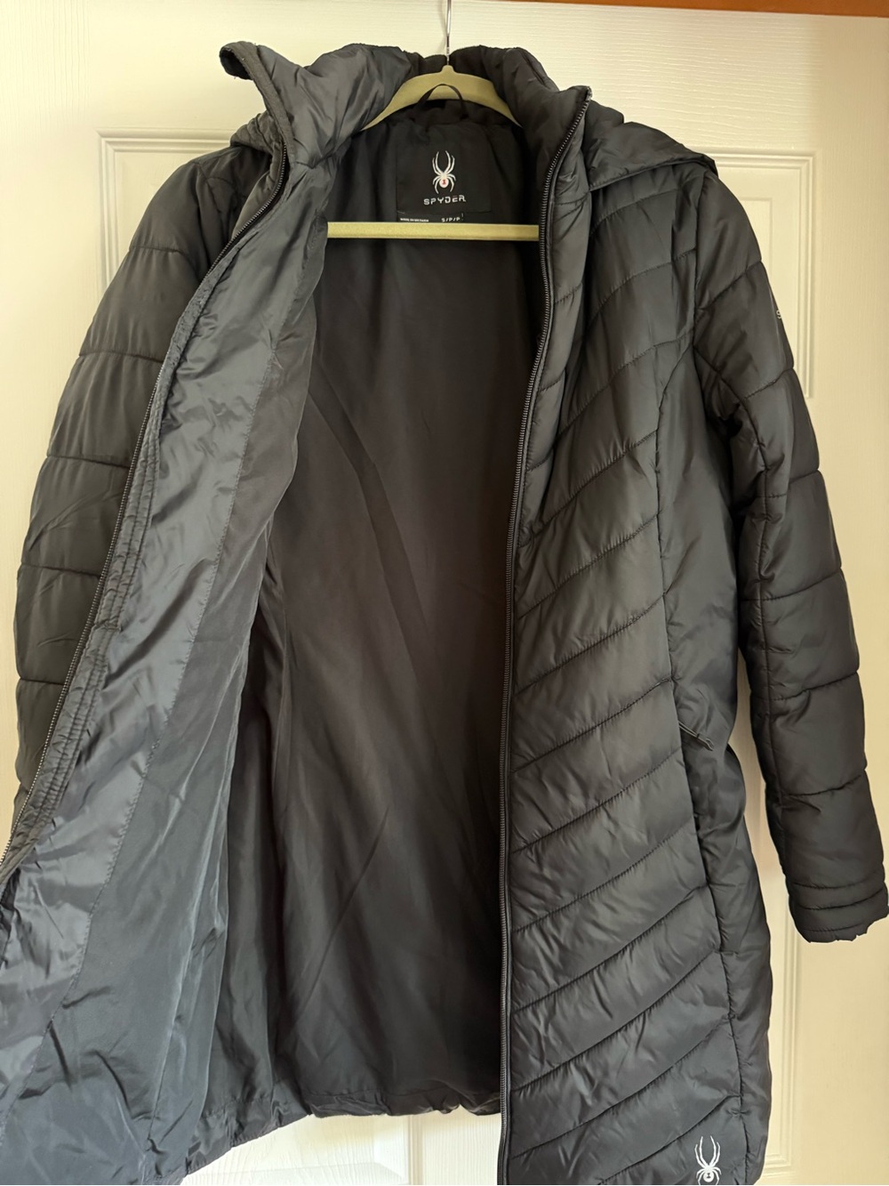 Spyder Women's Warm Black Hooded Quilted Puffer Jacket Coat Size Small - Picture 2 of 9